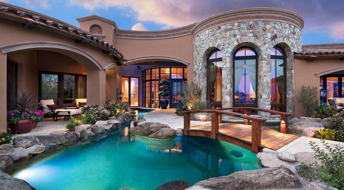 Exceptional Property Overlooking A Golf Course In Arizona Exactly Where Life Unravels Differently by Weddideas