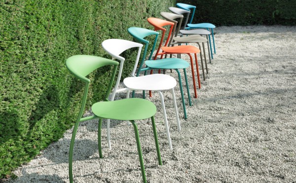 Dreki Versatile Chair & Table Line For The Outdoors by Creative Ideas Blog